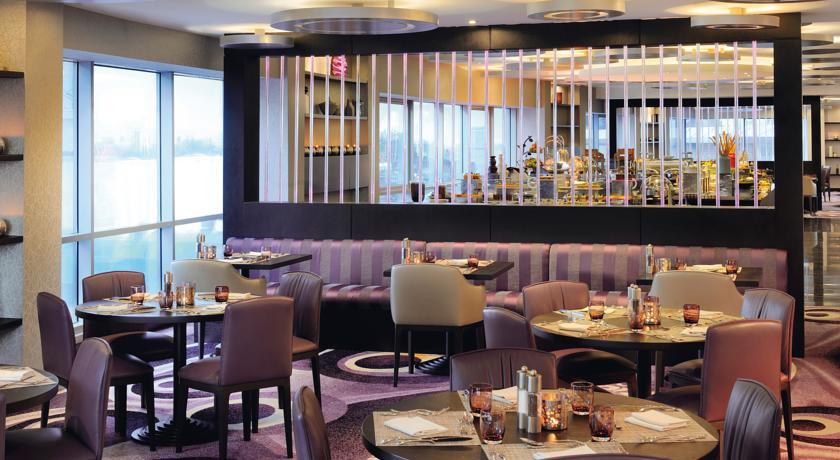 Qabila Westbay Hotel By Marriott Doha Kültér fotó The interior of the restaurant