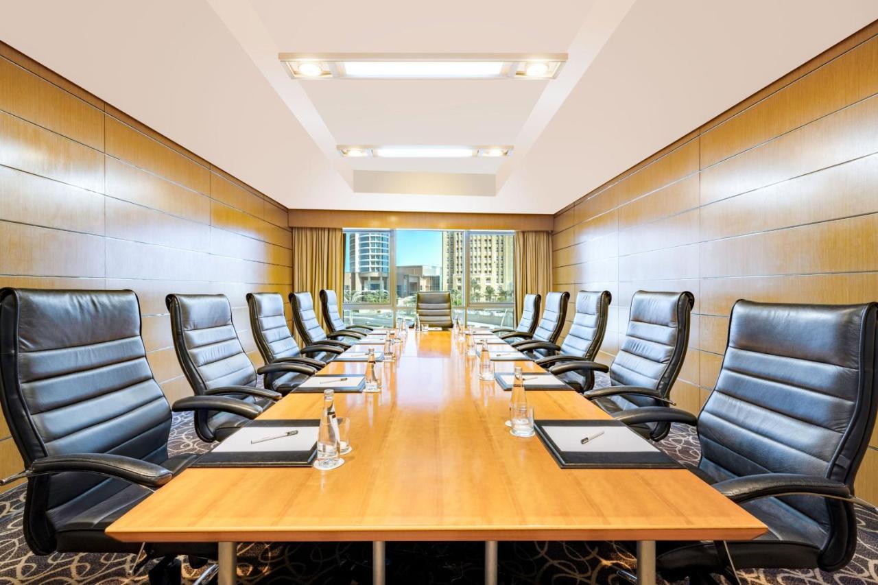 Qabila Westbay Hotel By Marriott Doha Kültér fotó Meeting room