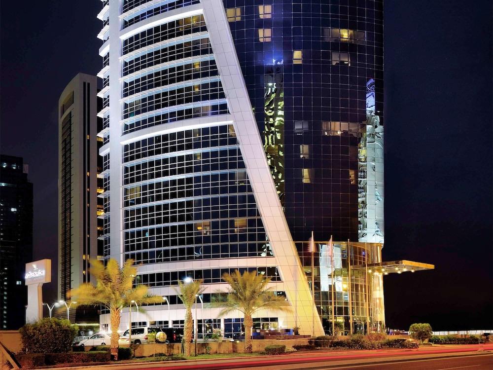 Qabila Westbay Hotel By Marriott Doha Kültér fotó The Ritz-Carlton, Bahrain